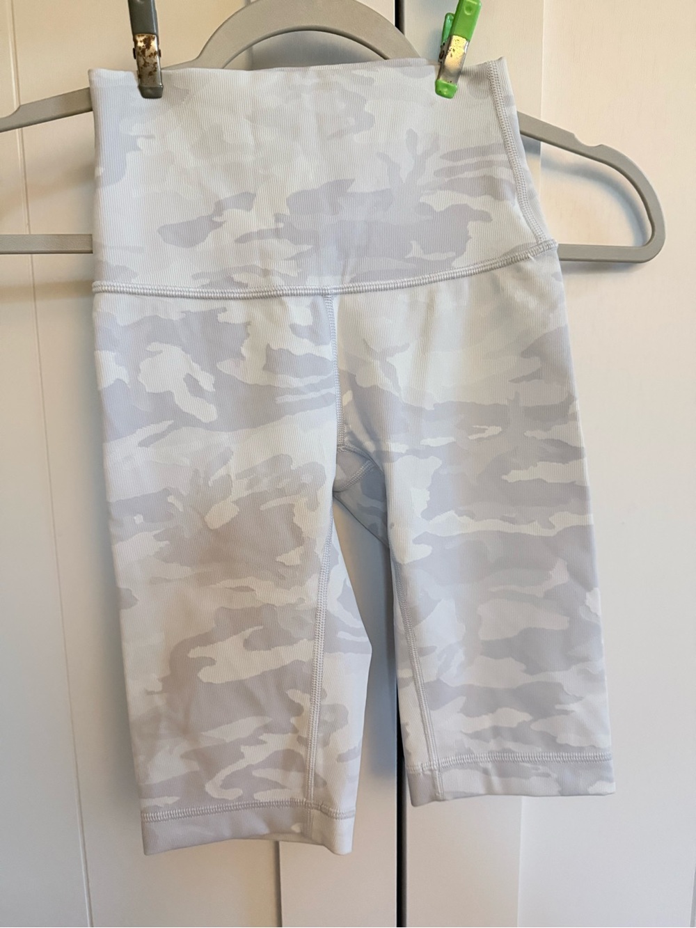 lululemon biker shirts size 0